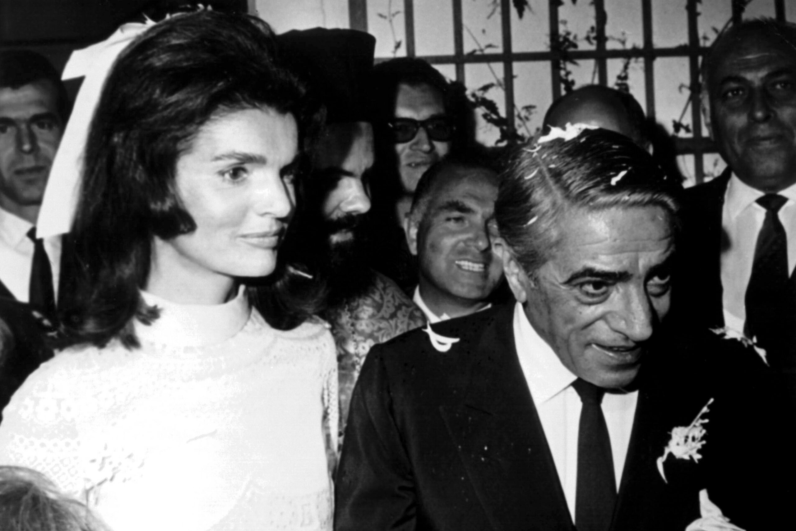 Jackie Kennedy y Aristóteles Onassis: el matrimonio que ofendió al mundo -  Historia Hoy