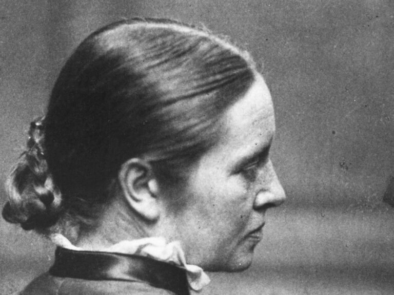 Elizabeth Garrett Anderson (1836-1917): La doctora que recibió las llaves del reino de la medicina