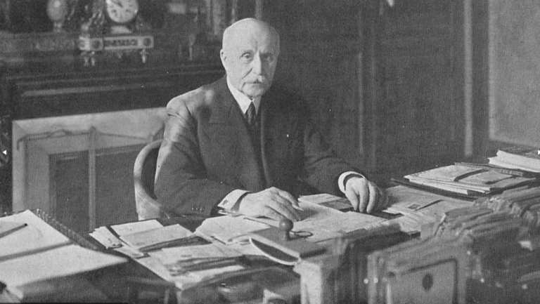 Pétain, de héroe nacional a colaborador de Hitler